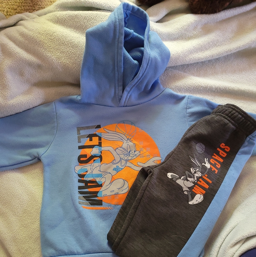 Sweat suit